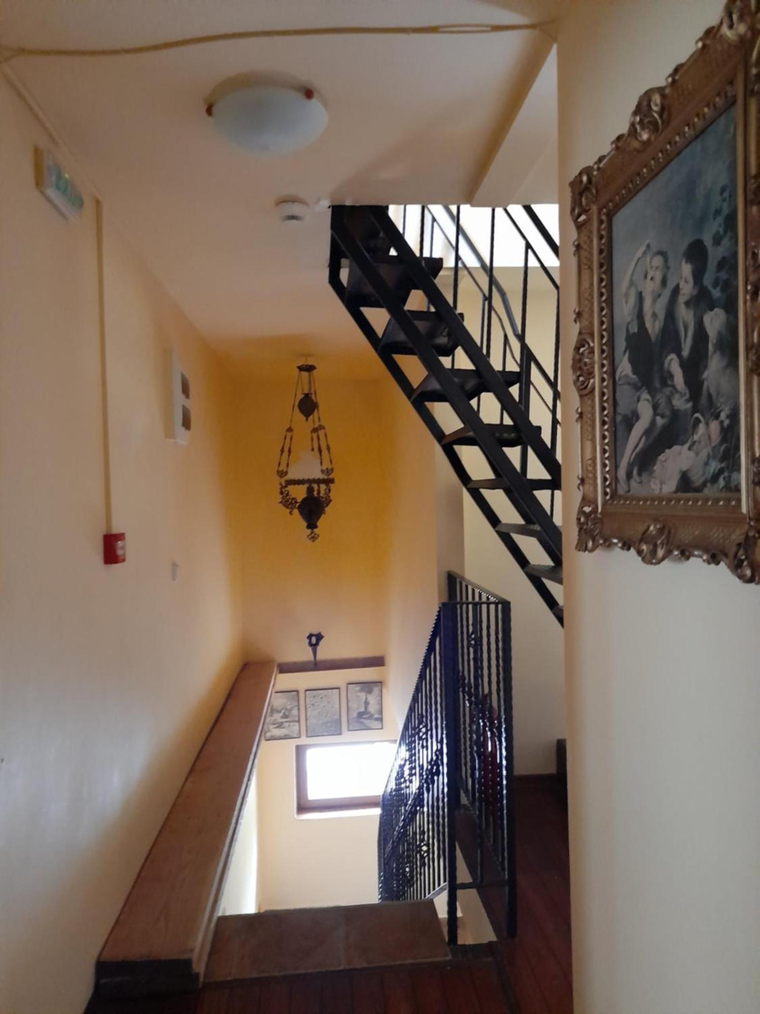 Panzio Anett Bed & Breakfast Pietroasa  Exterior photo